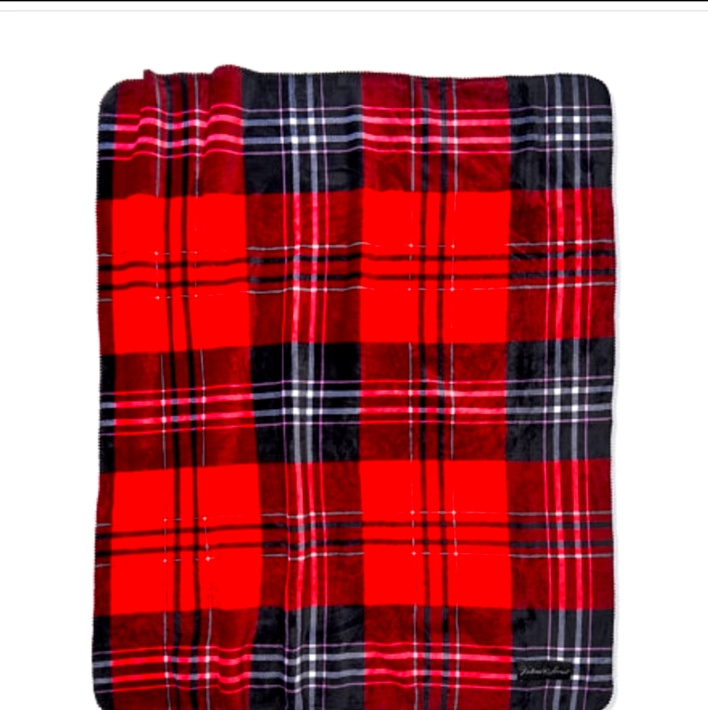 Victoria's Secret Plaid Sherpa Blanket NIP
